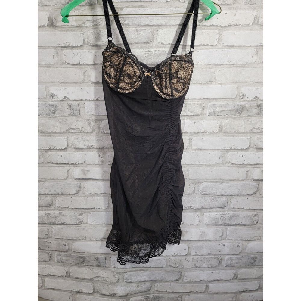 Victoria Secret Cheeky Black 34B Black Lingerie Lace 1‎ piece Strap